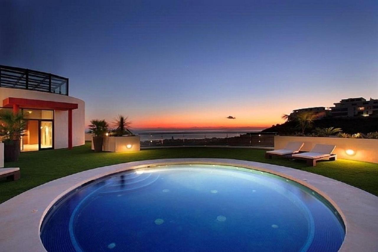 Luxurius Penthouse With Large Terrace And * Marbella