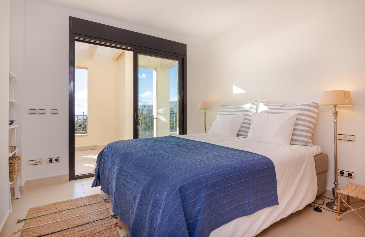 Luxurius Penthouse With Large Terrace And