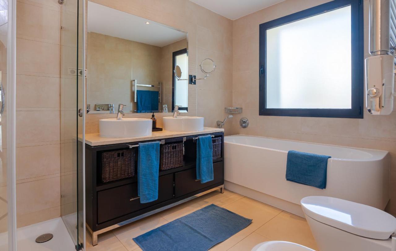 Dom wakacyjny Luxurius Penthouse With Large Terrace And