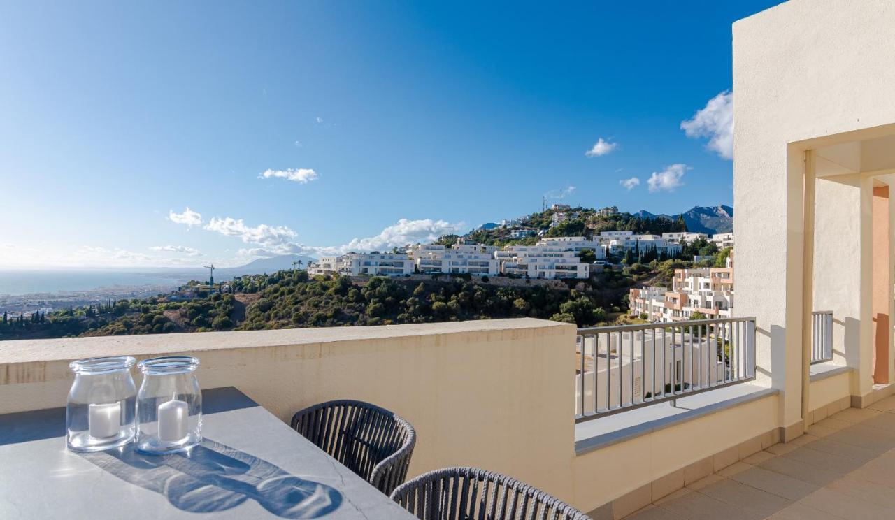 Dom wakacyjny Luxurius Penthouse With Large Terrace And